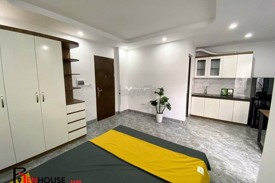 Cho thuê chung cư vị trí cực kì thuận lợi ngay tại An Dương Vương, Yên Phụ. Diện tích 25m2-01