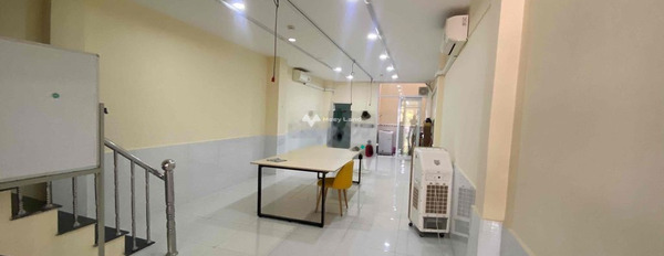 Trong nhà này 4 phòng ngủ, cho thuê nhà ở diện tích như sau 80m2 thuê ngay với giá cực tốt từ 17 triệu/tháng vị trí tốt tại Cao Thị Chính, Phú Thuận-02