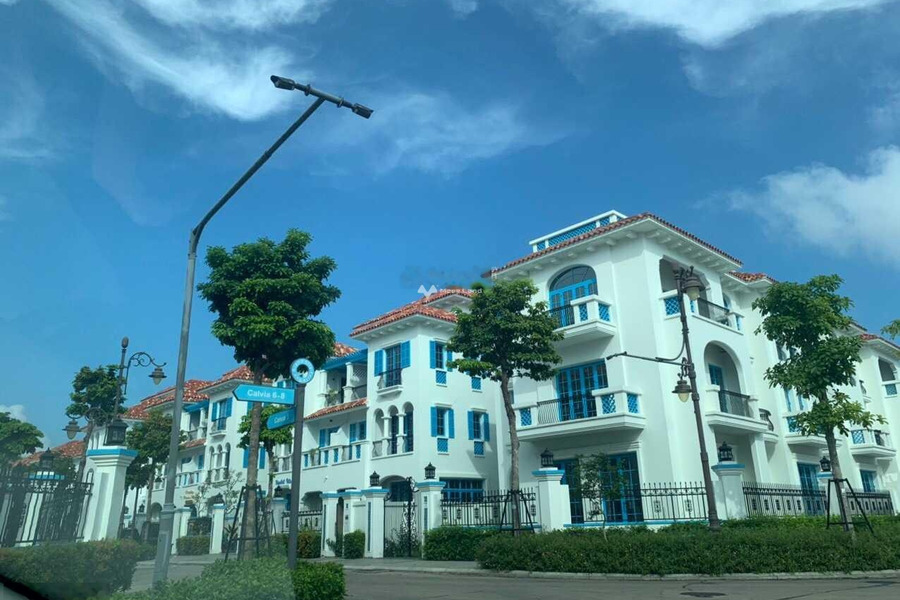 Bán biệt thự, bán ngay với giá thương mại chỉ 21 tỷ diện tích mặt tiền 200m2 vị trí đẹp tọa lạc tại Bãi Cháy, Quảng Ninh-01