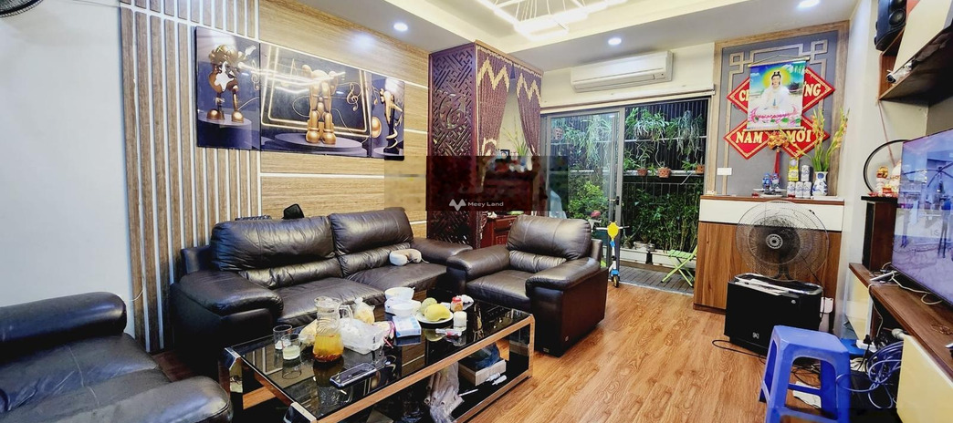 Vị trí đẹp ngay ở Hoàng Hoa Thám, Quang Trung bán nhà bán ngay với giá thị trường chỉ 2.9 tỷ