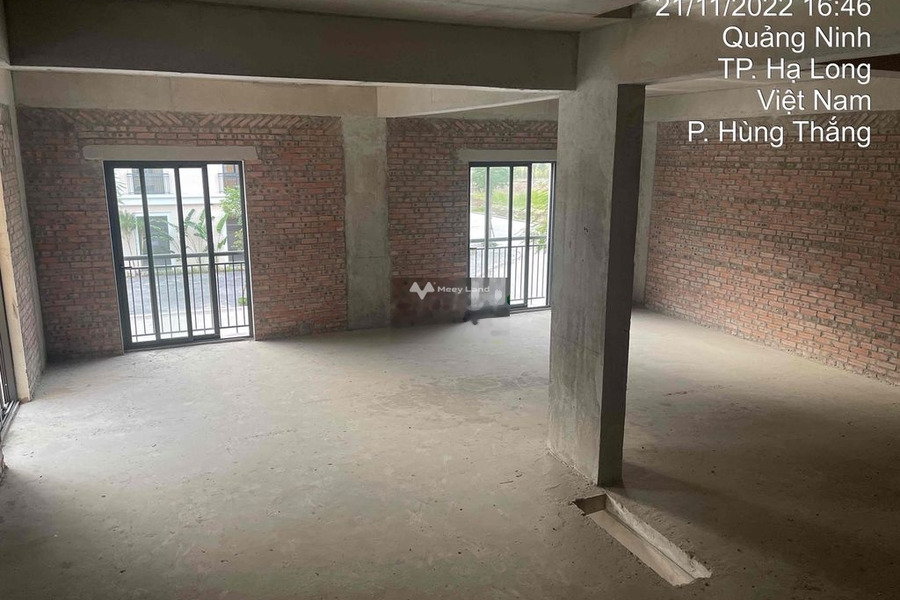 Nhà 6 PN, cho thuê nhà, giá thuê đề xuất từ 20 triệu/tháng có một diện tích sàn 135m2 vị trí ngay trên Bãi Cháy, Quảng Ninh-01