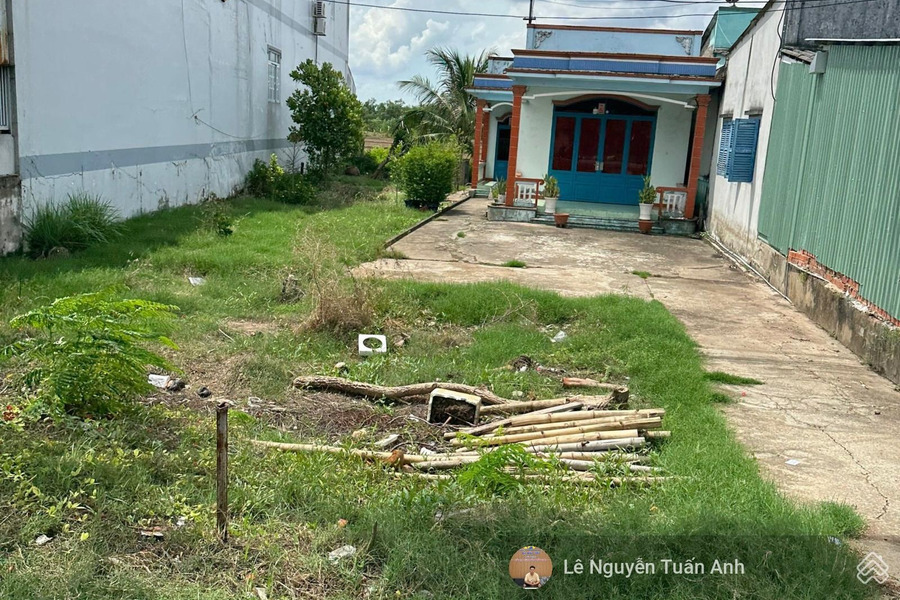 Cần bán đất MTĐ Nguyễn Chí Thanh, gần trường THCS Nguyễn Trung Trực, Thuận An, BD. 120m2/800tr, SHR -01
