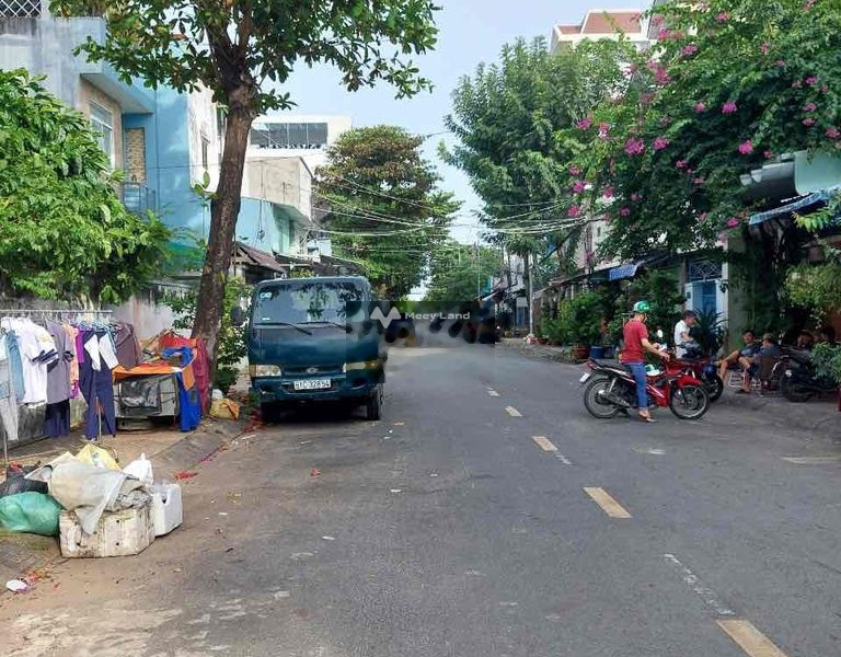 Nhà 4 PN bán nhà bán ngay với giá đề cử 12 tỷ có diện tích 115m2 vị trí đặt ở trung tâm Phú Thạnh, Tân Phú-01