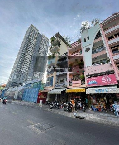 Có diện tích tiêu chuẩn 72m2, cho thuê nhà ở ở Quận 1, Hồ Chí Minh, ngôi nhà có 4 phòng ngủ, 5 WC lh ngay!