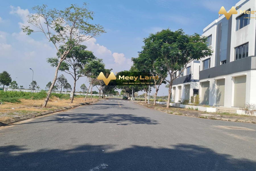 Bán nhà liền kề vị trí mặt tiền tại Đường Nguyễn Duy Trinh, Phường Trường Thạnh-01