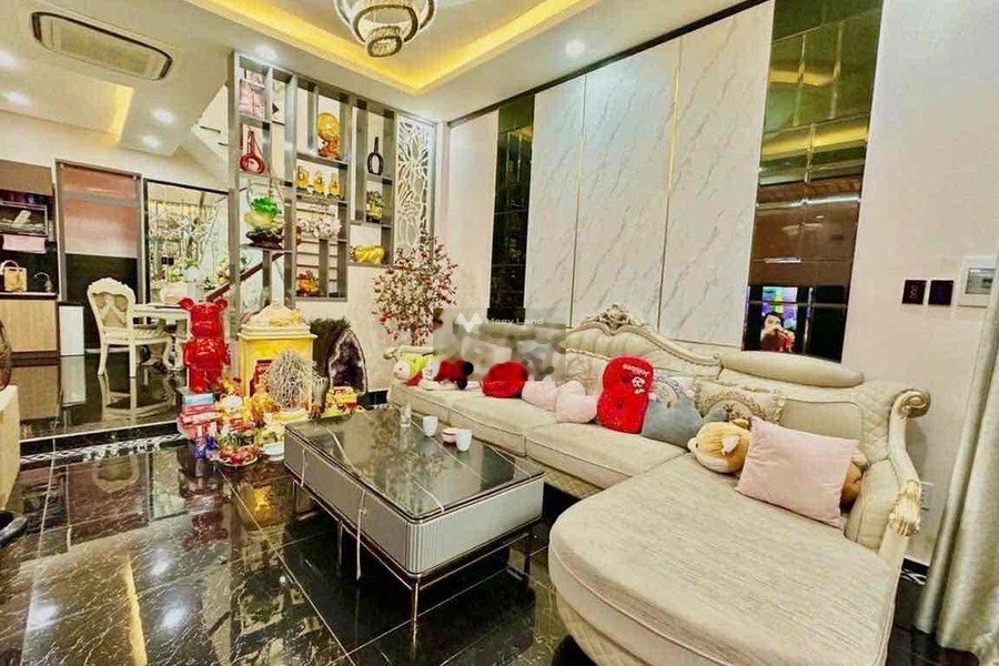 Trong căn này thì gồm 4 phòng ngủ bán nhà bán ngay với giá phải chăng chỉ 9.3 tỷ có diện tích chính 75m2 nằm ngay Tân Thành, Tân Phú-01
