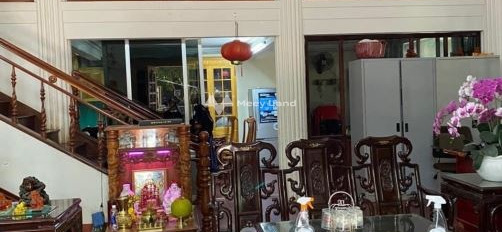Ngôi nhà này có 3 PN bán nhà bán ngay với giá tốt bất ngờ chỉ 14 tỷ có diện tích 109m2 mặt tiền nằm ngay ở Y Bih Aleo, Buôn Ma Thuột-03