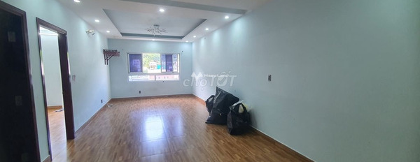 Cho thuê chung cư mặt tiền nằm ngay ở Lê Lợi, Vũng Tàu, trong căn hộ nhìn chung có 2 PN, 2 WC thuận tiện di chuyển-03