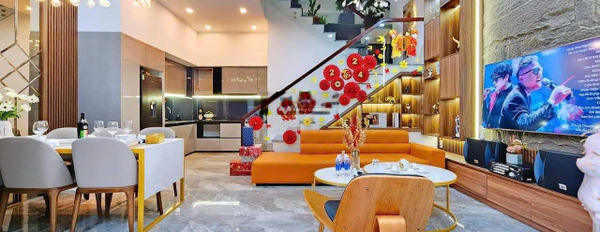 Nhà có 3 PN bán nhà bán ngay với giá siêu mềm từ 4.39 tỷ diện tích rộng 44m2 vị trí đặt ngay ở Hòa Thuận Tây, Đà Nẵng-03