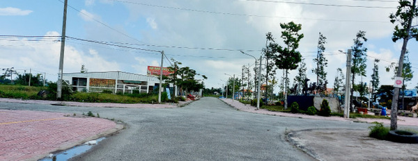 Đất nền chợ mới tại trung tâm Thạnh Phú cần bán-03