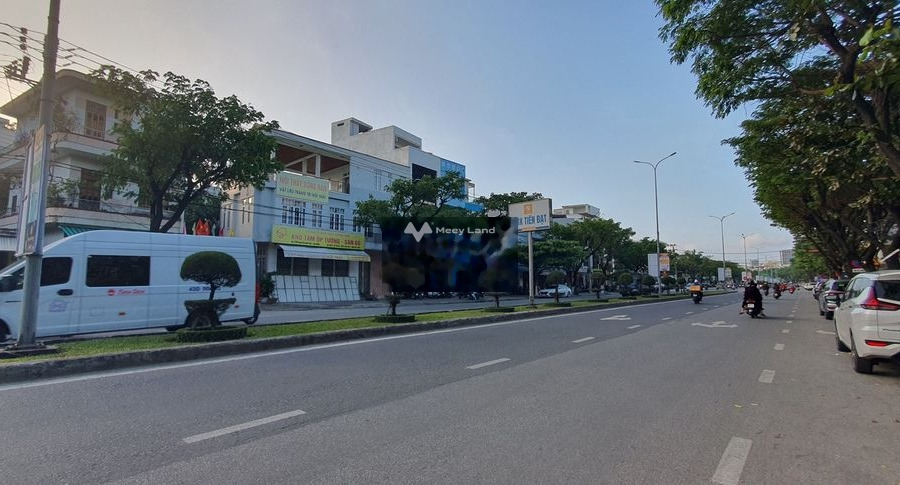 Ngôi nhà này gồm có 4 PN, bán nhà ở có diện tích 63.7m2 bán ngay với giá rẻ bất ngờ chỉ 11.5 tỷ vị trí trung tâm Nguyễn Hữu Thọ, Hải Châu hướng Đông-01