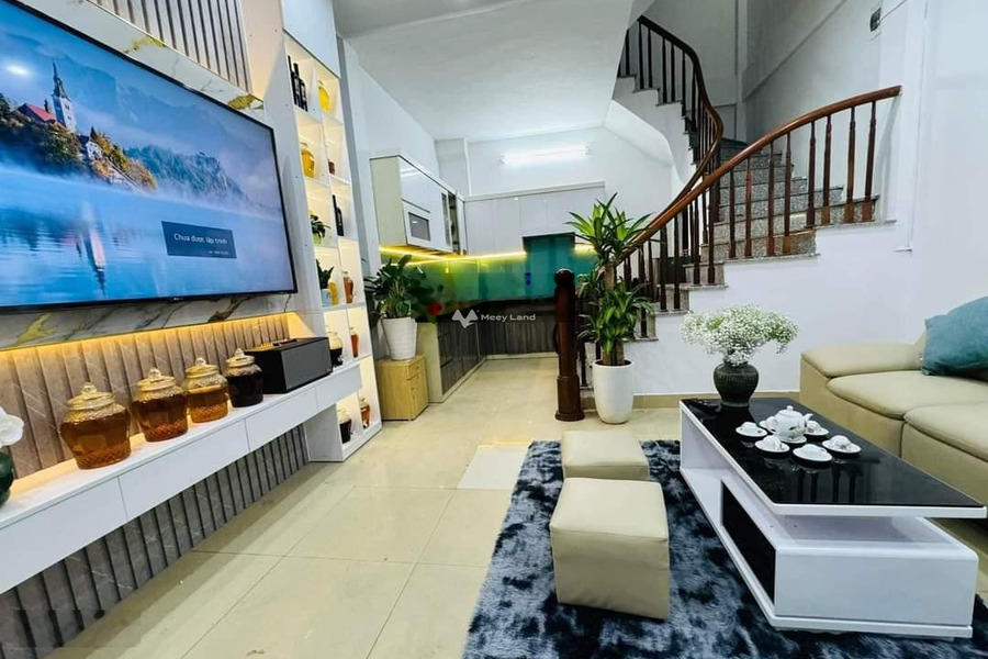Vị trí thuận lợi nằm tại Khương Đình, Hà Nội bán nhà bán ngay với giá tốt chỉ 4.75 tỷ trong căn này có 3 phòng ngủ 4 WC-01