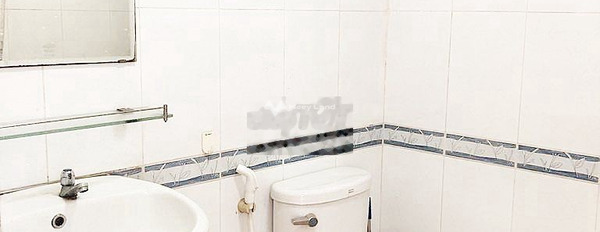 Chung cư 2 PN, cho thuê căn hộ vị trí đẹp tọa lạc ngay tại Phan Xích Long, Hồ Chí Minh, căn hộ nhìn chung gồm 2 PN, 1 WC giá cực mềm-02