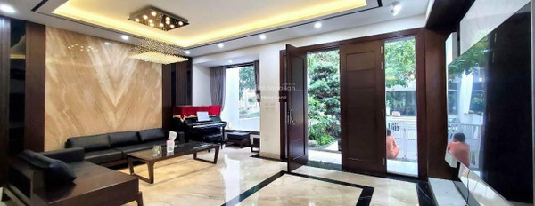 Bán nhà bán ngay với giá rẻ 160 tỷ diện tích 280m2 vị trí mặt tiền nằm tại Nguyễn Gia Thiều, Trần Hưng Đạo-03