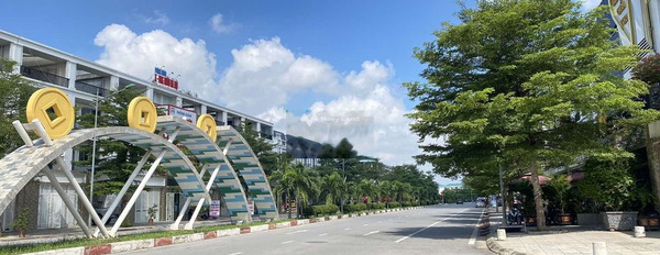 Bán nhà vị trí tốt tại Quang Trung, Sơn Tây giá bán cơ bản từ 6.96 tỷ diện tích 144m2, hướng Đông Bắc tổng quan nhà này 5 PN-03