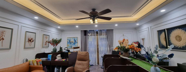 Bán liền kề căn nhà có nội thất hoàn hảo Đầy đủ vị trí thuận lợi tại Trung Văn, Hà Nội bán ngay với giá mềm từ 15 tỷ Diện tích nền 100m2-02