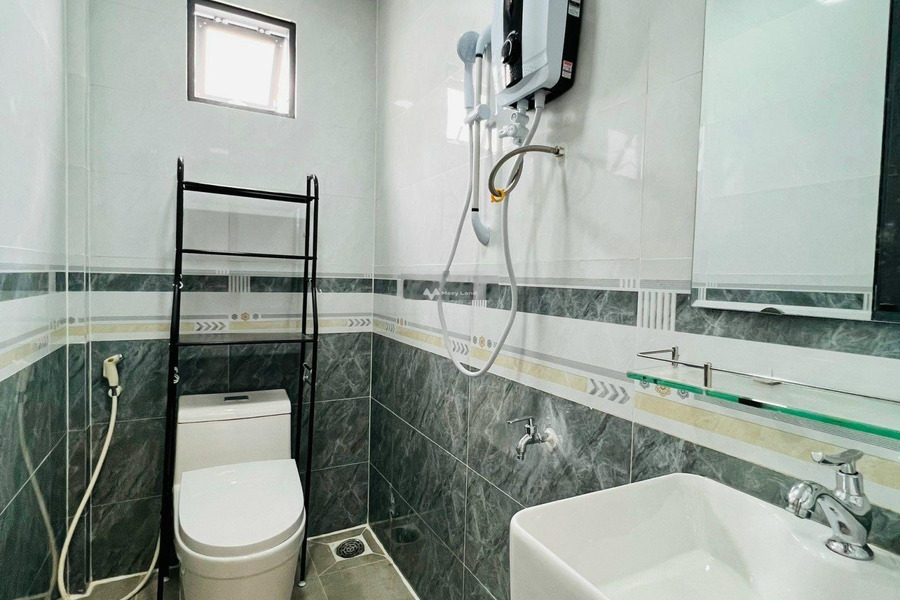 Giá thuê 5.5 triệu/tháng, cho thuê chung cư diện tích chung quy 30m2 tọa lạc tại Quận 6, Hồ Chí Minh, căn này bao gồm 1 phòng ngủ, 1 WC có chỗ để xe-01