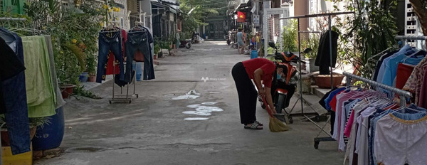 Cho thuê nhà vị trí mặt tiền ngay Đt 743, Thuận An, giá thuê siêu khủng 5 triệu/tháng diện tích chuẩn là 50m2, trong nhà 2 PN-02