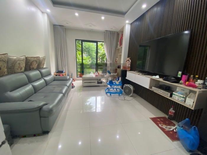 Nhà 4 phòng ngủ bán nhà ở diện tích rộng 51m2 giá bán hữu nghị chỉ 18 tỷ vị trí đặt tại Cống Vị, Hà Nội-01