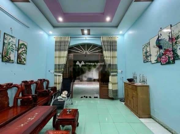 Nhà gồm 2 phòng ngủ, cho thuê nhà, thuê ngay với giá thực tế từ 4 triệu/tháng với diện tích thực 110m2 vị trí tốt tại Nguyễn Khuyến, Trảng Dài-01