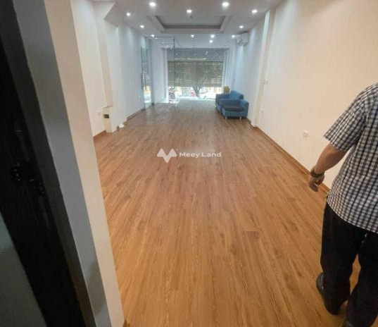 Nhà xây mới không ở cho thuê nhà tọa lạc gần Đường Láng, Đống Đa, thuê ngay với giá đề cử 15 triệu/tháng diện tích chuẩn là 40m2 không ngập nước