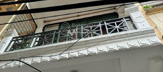 Bán nhà diện tích 70.5m2 gần Bắc Từ Liêm, Hà Nội bán ngay với giá khoảng 12.2 tỷ trong căn này thì gồm 4 phòng ngủ, 3 WC-02