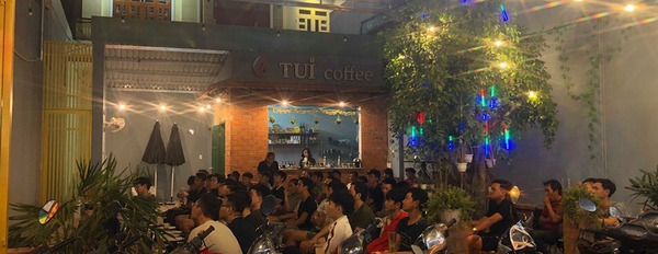 Cần sang nhượng quán Cafe vị trí cực đẹp, mặt tiền quận Bình Tân-03