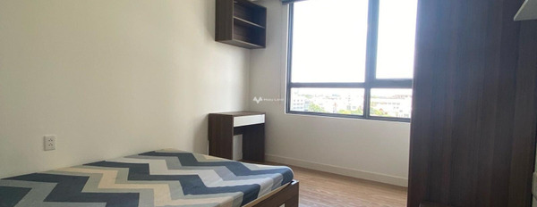 Tổng quan căn hộ bao gồm có 3 phòng ngủ, cho thuê căn hộ tọa lạc tại Thảo Điền, Quận 2, 2 WC nội thất sang trọng-03