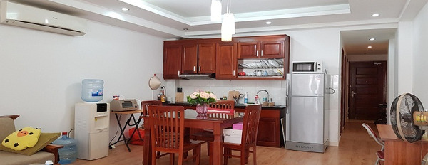 Cho thuê căn hộ dịch vụ tại Trúc Bạch, Ba Đình, 60m2, 1 ngủ, ban công, đầy đủ nội thất-03