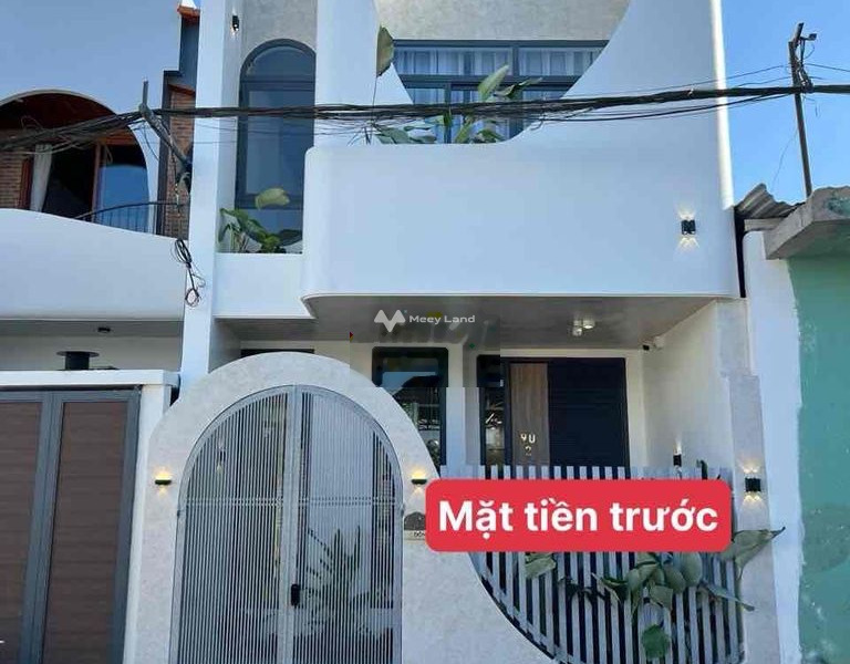 Nhà có 3 phòng ngủ bán nhà giá bán cực êm 4.68 tỷ diện tích gồm 100m2 vị trí ngay Giải Phóng, Đắk Lắk-01