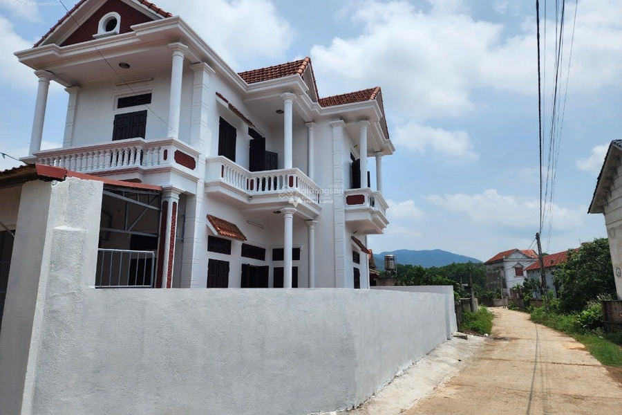 Ngôi nhà này có 4 PN, bán nhà ở diện tích gồm 180m2 giá bán cực kì tốt 2.2 tỷ mặt tiền nằm tại Ngọc Thanh, Phúc Yên-01