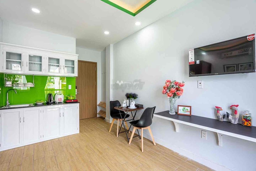 Vị trí đẹp tại Bình Thạnh, Hồ Chí Minh, cho thuê chung cư giá thuê siêu mềm 8 triệu/tháng, căn này bao gồm 1 PN, 1 WC liên hệ liền-01