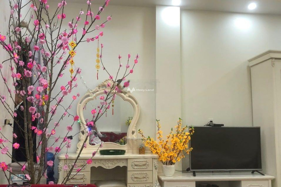 Đầy đủ cho thuê phòng trọ vị trí thuận lợi nằm tại Hạ Long, Quảng Ninh, tổng quan căn này gồm có 1 phòng ngủ, 1 WC nhà bao mới-01