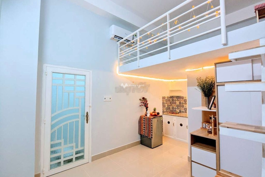 Cho thuê chung cư trong căn hộ nhìn chung bao gồm Nội thất đầy đủ vị trí mặt tiền ở Phường 11, Hồ Chí Minh giá thuê hấp dẫn chỉ 5.2 triệu/tháng-01