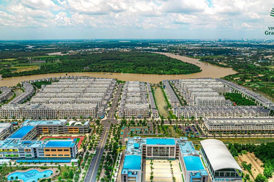 Bán biệt thự, bán ngay với giá hiện tại chỉ 12.5 tỷ diện tích chính là 84m2 vị trí mặt tiền tọa lạc ngay trên Nguyễn Xiển, Long Thạnh Mỹ-01