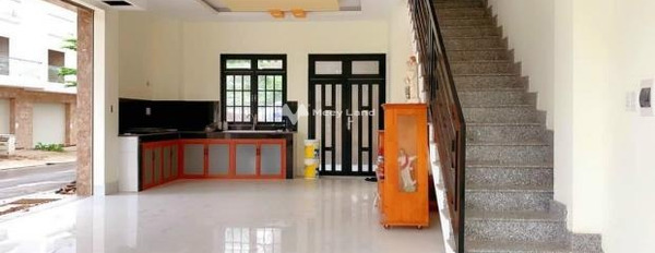 Diện tích 82m2, bán biệt thự vị trí tốt tại Nguyễn Bá Học, Đồng Nai, căn này gồm 3 PN, đường ra vào rộng 6 mét nội thất sang trọng-03