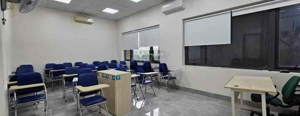 Công việc cấp bách, cho thuê sàn văn phòng vị trí tại Phú Tân, Thủ Dầu Một thuê ngay với giá chính chủ 35 triệu/tháng diện tích trong khoảng 200m2-03