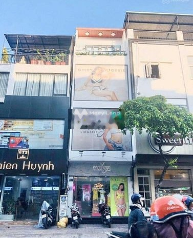 Nằm ở Phường 5, Hồ Chí Minh cho thuê cửa hàng 35 triệu/tháng mt khu công sở 5 mét phù hợp mở shop