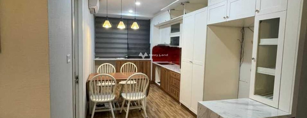 Cho thuê chung cư vị trí thích hợp Vũ Phạm Hàm, Hà Nội, căn này bao gồm 3 phòng ngủ, 2 WC giá siêu rẻ-02