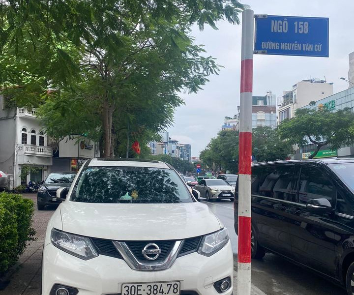 Nhà phố ngõ thông Nguyễn Văn Cừ 70m2 ô tô vào nhà mặt tiền 5m 5.5 tỷ-01