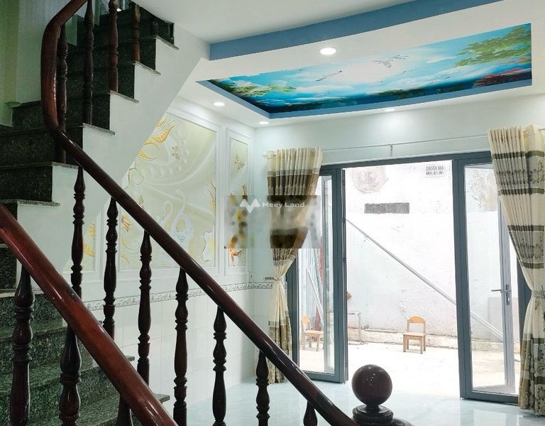 Nhà gồm 2 phòng ngủ bán nhà bán ngay với giá mua liền chỉ 1.21 tỷ diện tích 32m2 tọa lạc tại Hà Huy Giáp, Quận 12-01