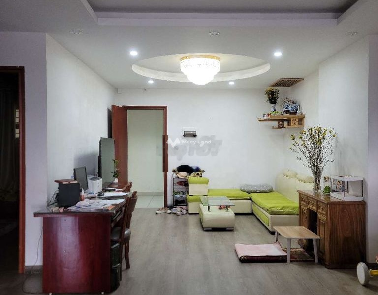 Tổng quan căn hộ này gồm 3 PN, bán chung cư mặt tiền ngay trên Thạch Bàn, Hà Nội, trong căn hộ có tổng cộng 3 PN, 2 WC khu vực dân cư-01