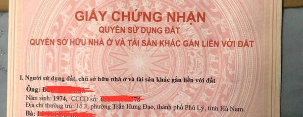 Chính chủ bán nhà mặt phố, DT 68 m2 -03