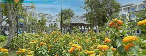 Bán biệt thự, giá bán rẻ bất ngờ 10.5 tỷ có diện tích thực 135 m2 vị trí đặt ở Đặng Xá, Hà Nội-02