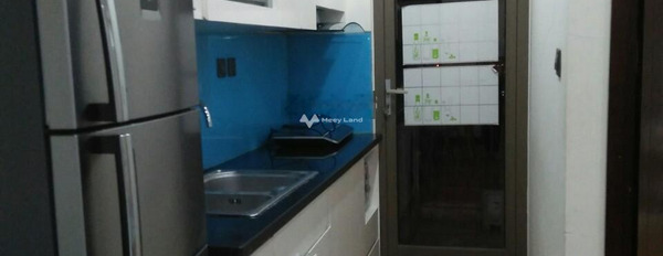Cho thuê chung cư mặt tiền tọa lạc ngay trên Trung Kính, Yên Hòa, trong căn này thì gồm 2 phòng ngủ, 2 WC trao đổi trực tiếp-03