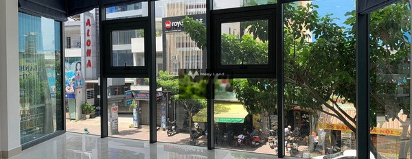 DT 30m2 bán nhà ở vị trí ngay tại Hồng Hà, Tân Bình tổng quan ngôi nhà này gồm 4 phòng ngủ còn chần chờ gì nữa-03