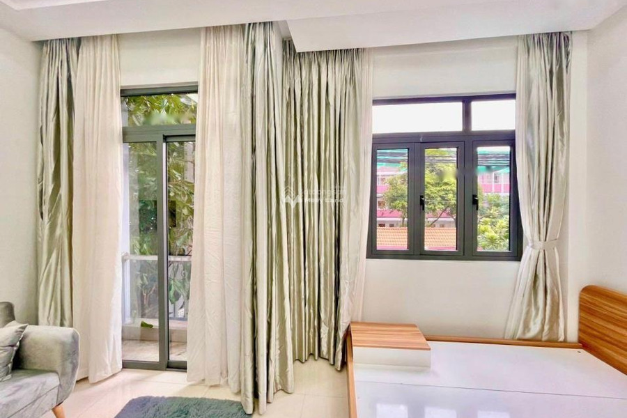 Cho thuê căn hộ có diện tích rộng 40m2 tọa lạc ở Phú Nhuận, Hồ Chí Minh thuê ngay với giá êm chỉ 11 triệu/tháng vị trí trung tâm-01