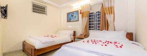 DT 112m2 bán nhà ở vị trí đẹp tọa lạc tại Ông Ích Khiêm, Thạch Thang nhà tổng quan gồm có 20 phòng ngủ 21 WC liên hệ chính chủ.-03