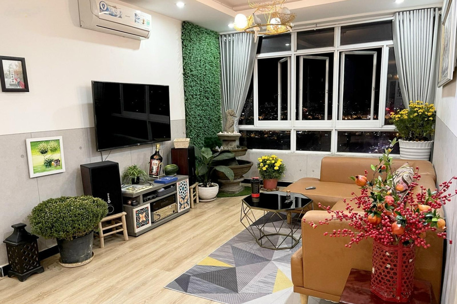 Cho thuê căn hộ vị trí đặt ngay ở Tạ Quang Bửu, Hồ Chí Minh, thuê ngay với giá cực kì tốt chỉ 14 triệu/tháng diện tích trong khoảng 120m2-01