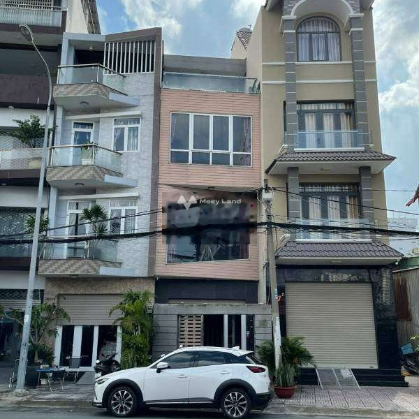 Cho thuê nhà gần Trần Xuân Soạn, Tân Hưng, giá thuê chỉ 22 triệu/tháng có một diện tích 60m2, ngôi nhà này có 3 phòng ngủ-01